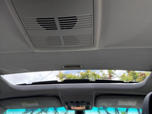 Used 2008 BMW 535i Sedan RWD image 16