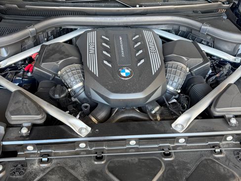 Used 2023 BMW X5 M50i w/ Executive Package AWD/4WD image 2