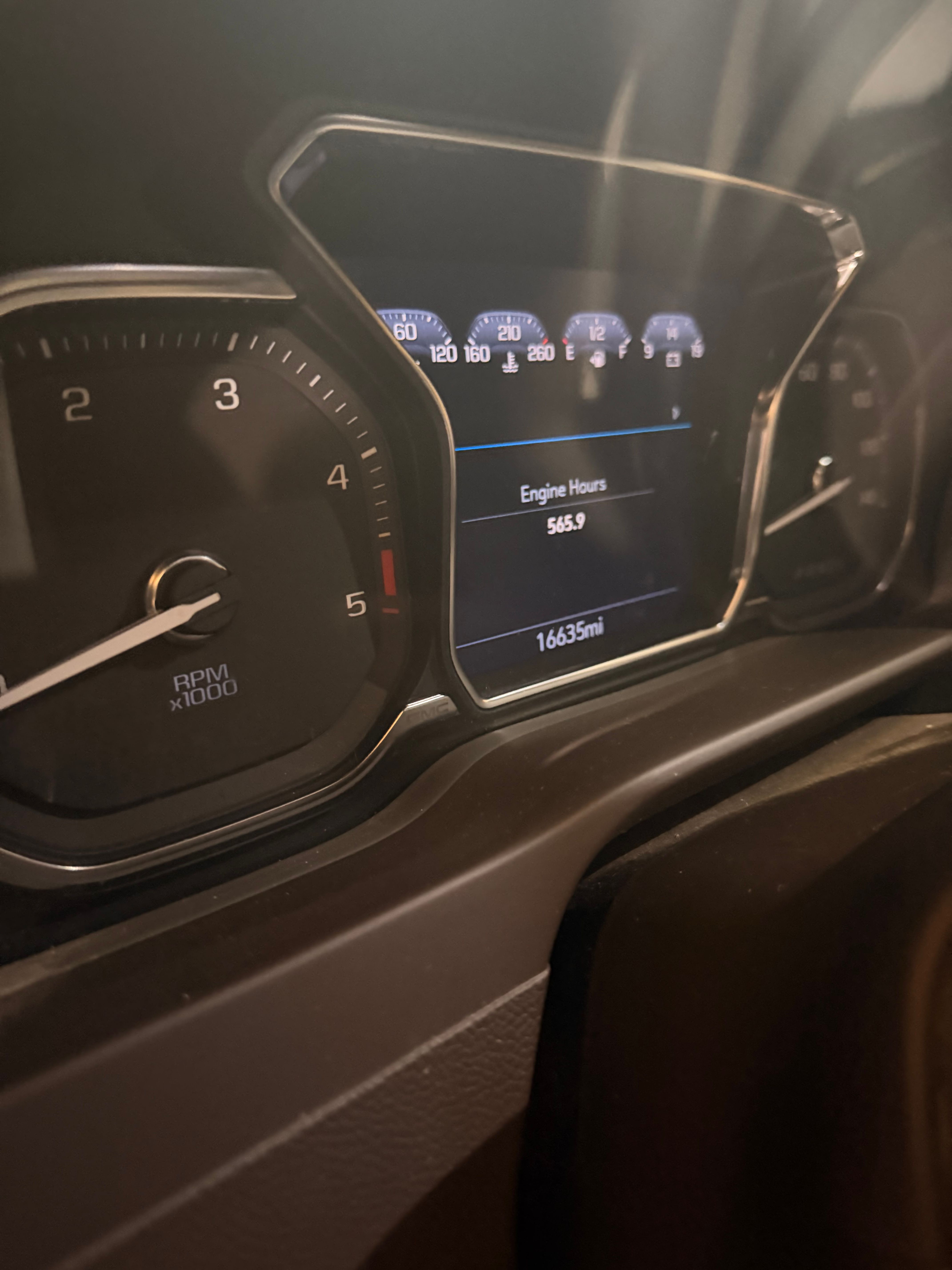 Used 2022 GMC Sierra 3500 Denali AWD/4WD image 8