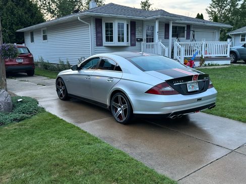 Used 2009 Mercedes-Benz CLS 63 AMG image 20