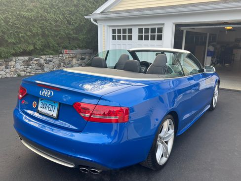 Used 2010 Audi S5 Premium Plus image 2