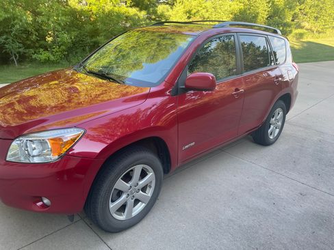 Used 2008 Toyota RAV4 Limited AWD/4WD image 5