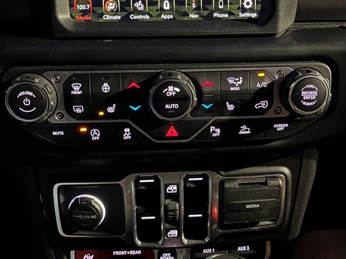 Used 2021 Jeep Wrangler Unlimited Rubicon image 13