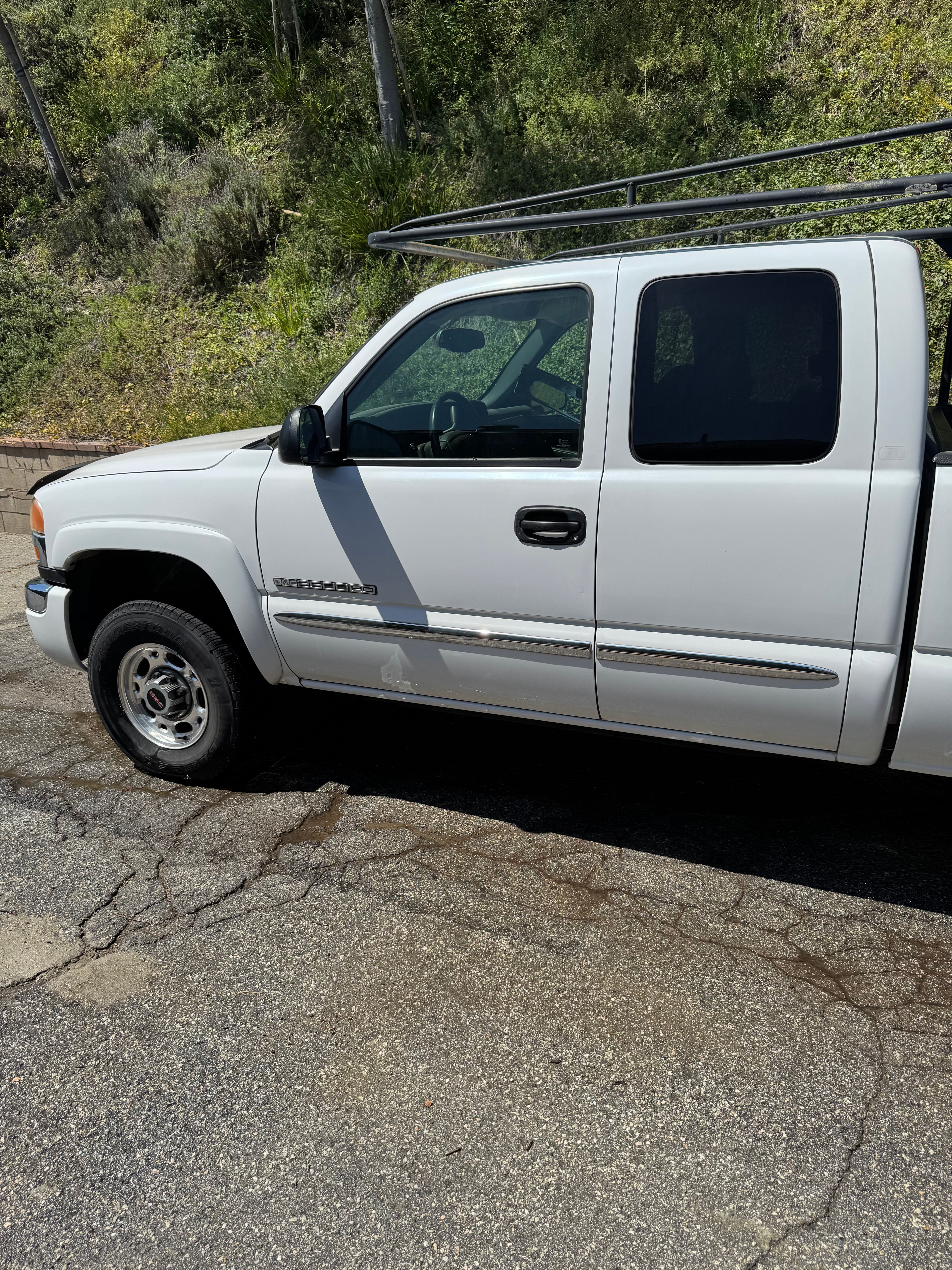 Used 2004 GMC Sierra 2500 SLE RWD image 5