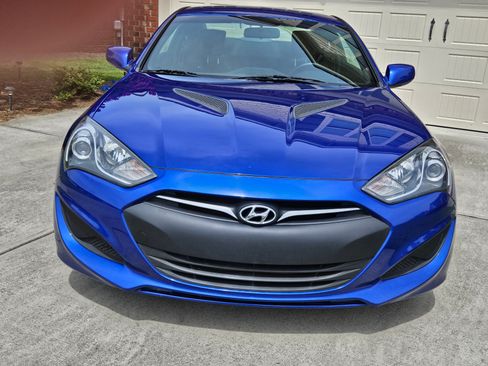 Used 2013 Hyundai Genesis 2.0T image 2
