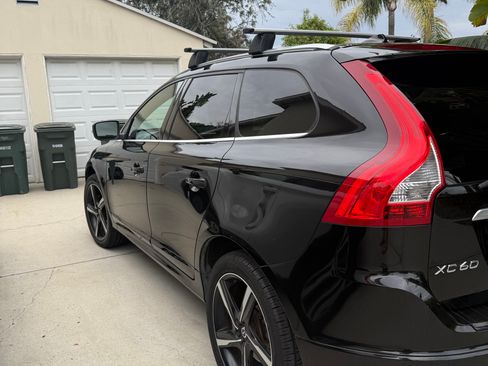 Used 2016 Volvo XC60 T6 R-Design Platinum w/ Climate Package image 4