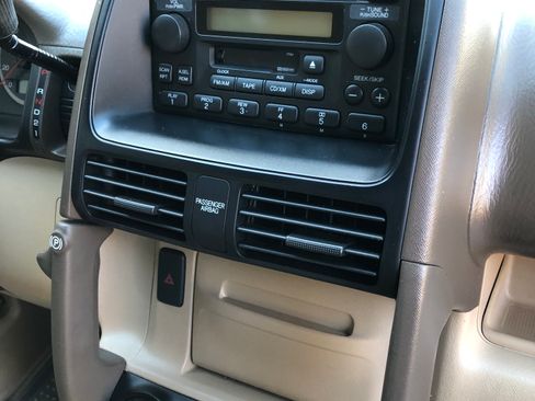 Used 2005 Honda CR-V EX image 23