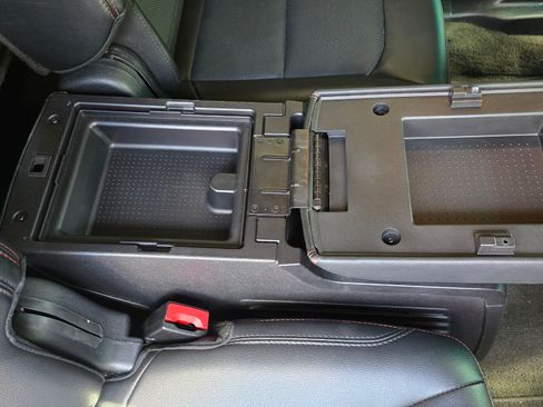 Used 2016 Ford Explorer Sport w/ Equipment Group 401A image 22