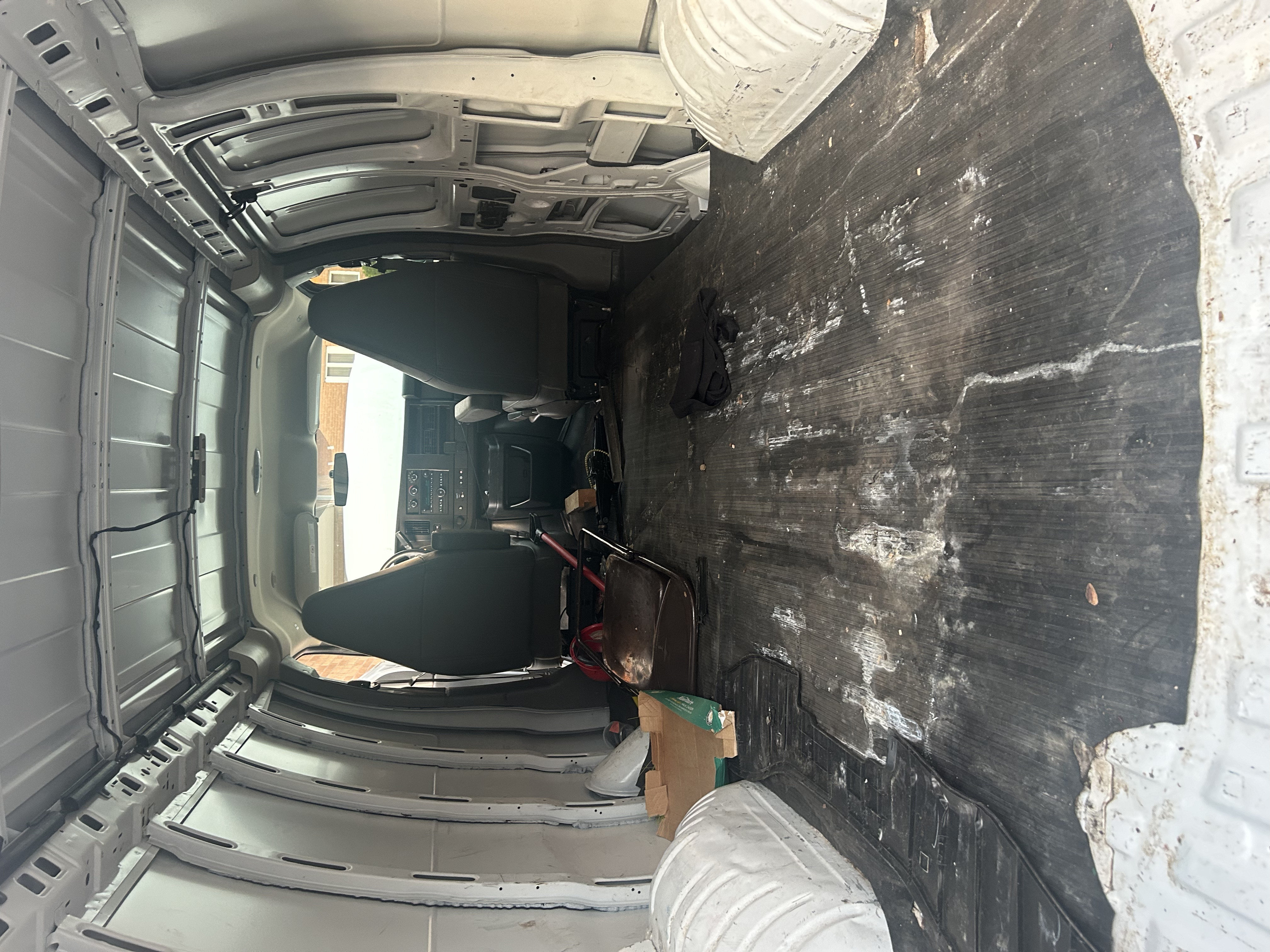 Used 2017 Chevrolet Express 2500 RWD image 6