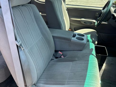 Used 2002 Toyota Tundra SR5 RWD image 19