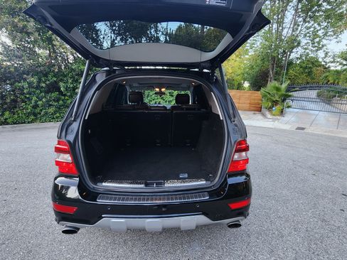 Used 2010 Mercedes-Benz ML 550 4MATIC image 12