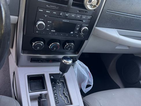 Used 2008 Jeep Liberty Sport RWD image 16