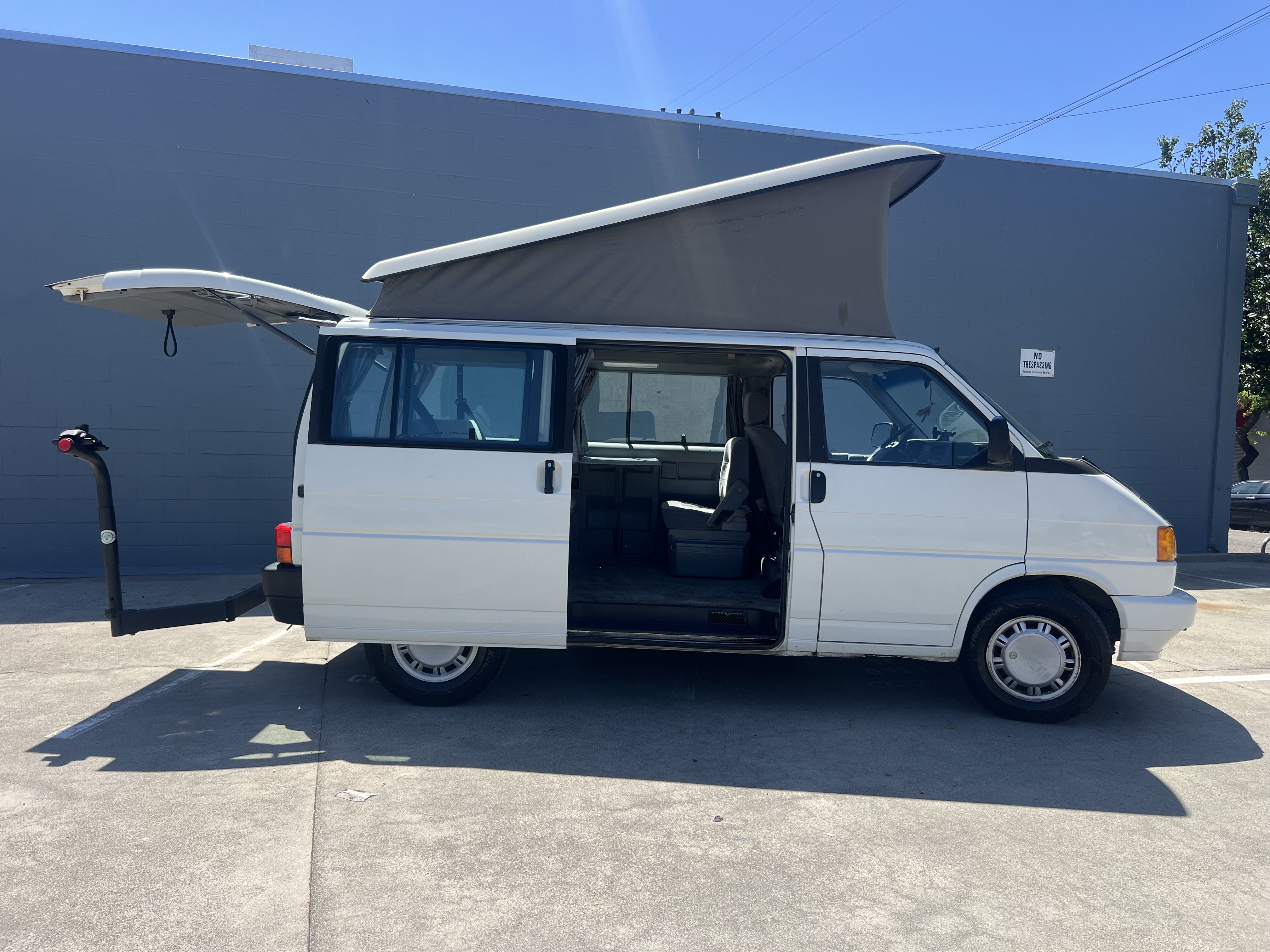 Used 1993 Volkswagen Eurovan MV FWD image 2