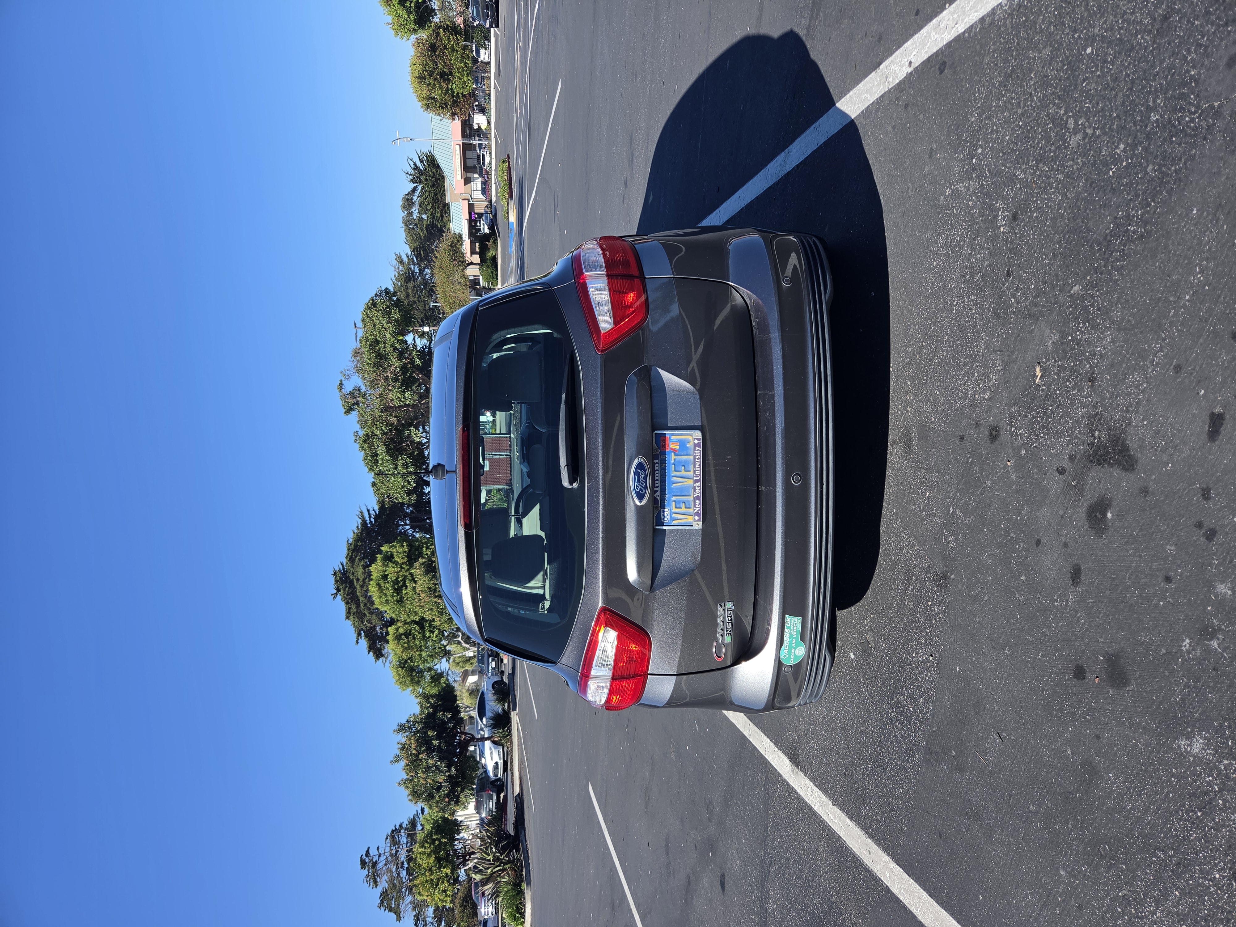 Used 2015 Ford C-MAX Energi SEL FWD image 5