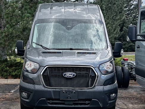 Used 2026 Ford Transit 250 148 High Roof AWD image 4
