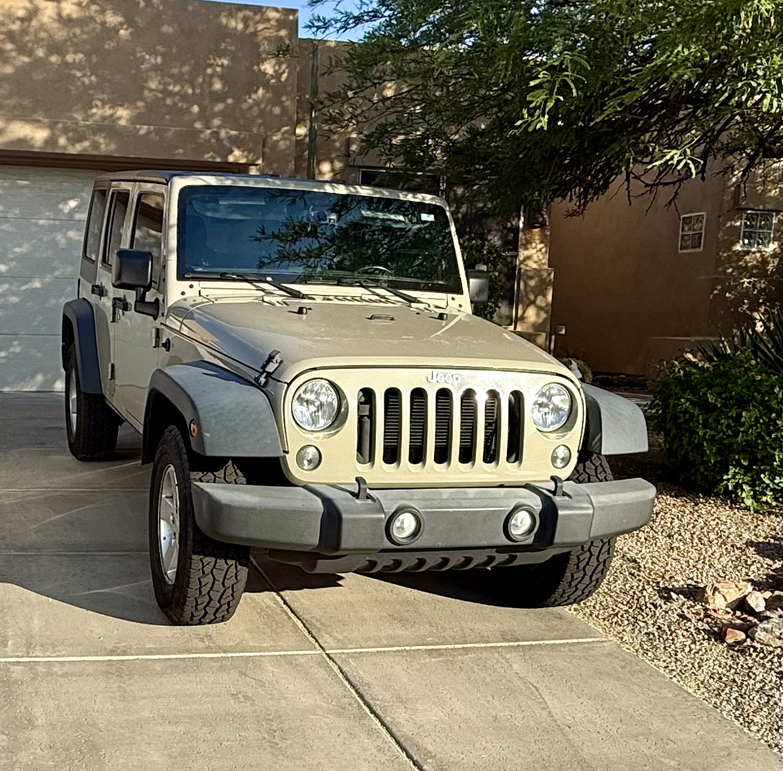 Used 2018 Jeep Wrangler Unlimited Sport S AWD/4WD image 8