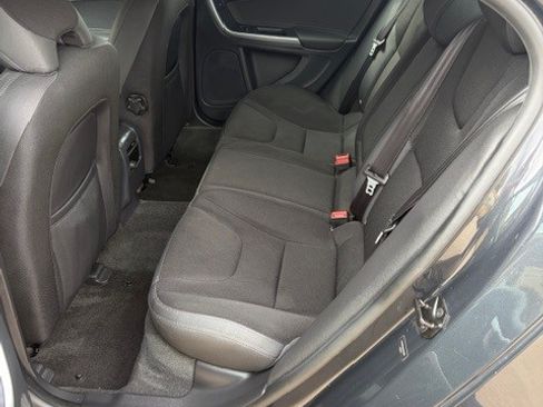 Used 2012 Volvo S60 T5 image 6