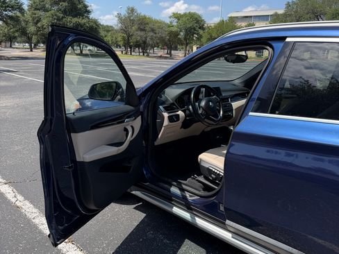 Used 2018 BMW X1 sDrive28i FWD image 25