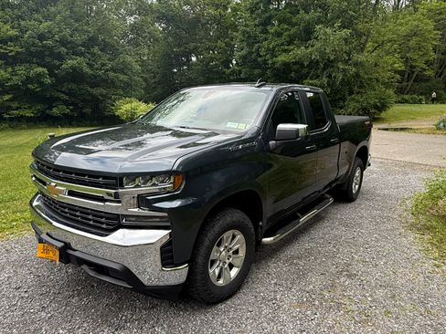 Used 2019 Chevrolet Silverado 1500 LT w/ All-Star Edition AWD/4WD image 1
