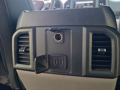 Used 2019 Ford F150 XL w/ Equipment Group 101A Mid RWD image 17