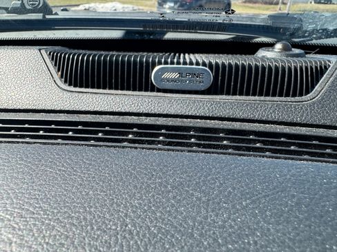 Used 2017 RAM 1500 Laramie w/ Convenience Group image 16