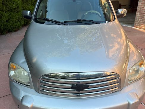 Used 2007 Chevrolet HHR LT image 4