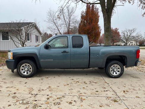 Used 2008 Chevrolet Silverado 1500 W/T w/ LS Package image 6