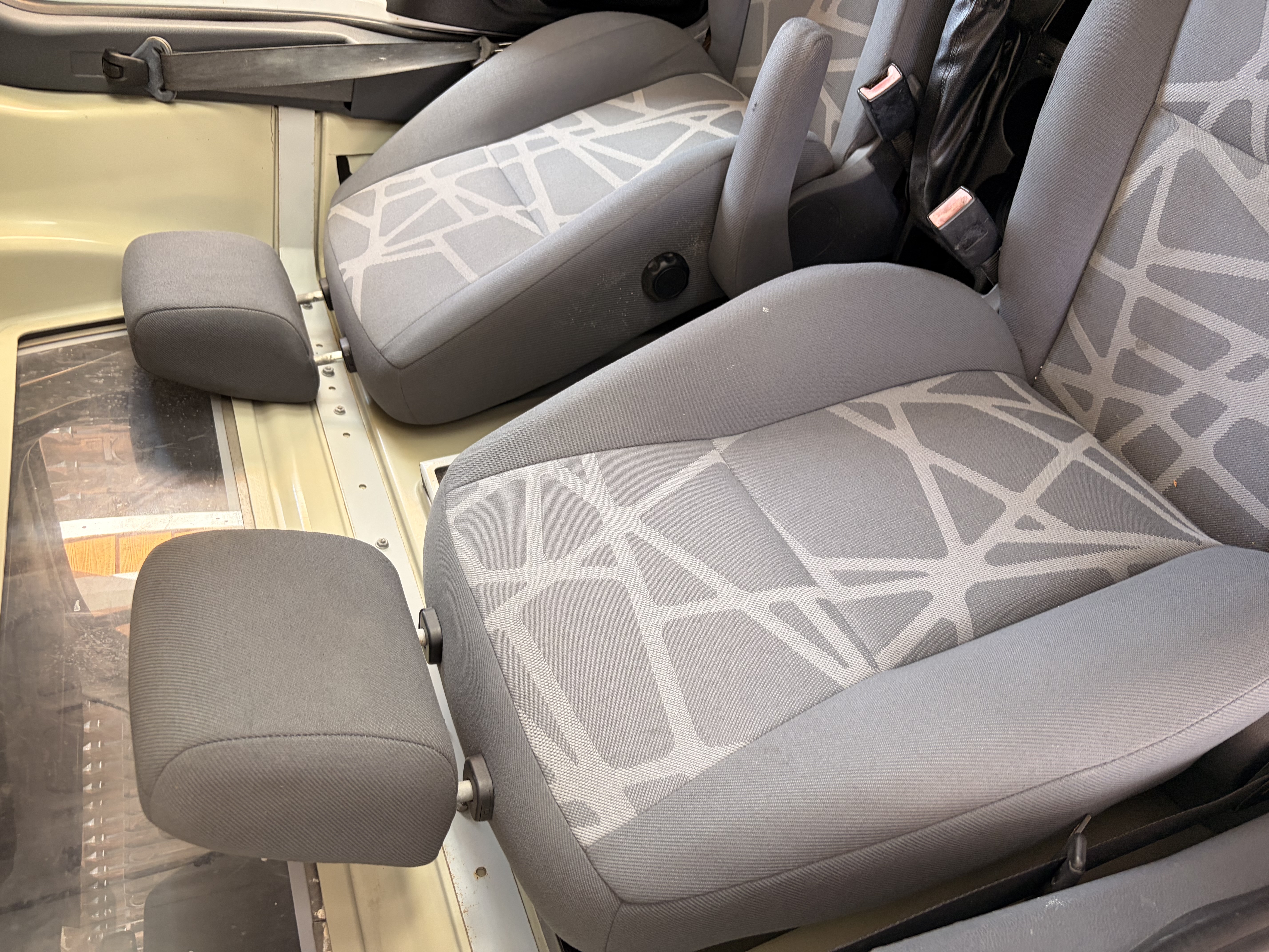 Used 2012 Ford Transit Connect XL FWD image 12