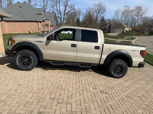 Used 2010 Ford F150 XLT image 4
