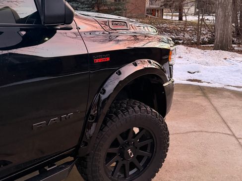 Used 2022 RAM 2500 Big Horn w/ Level C Equiment Group image 6