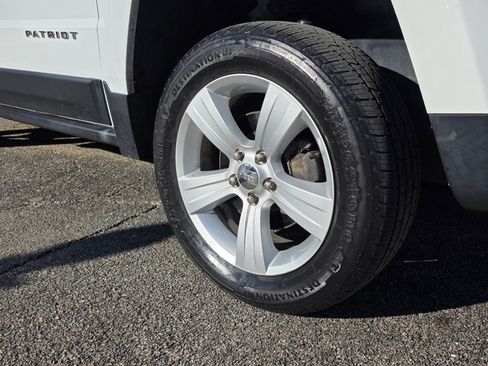 Used 2015 Jeep Patriot Sport w/ Power Value Group image 9