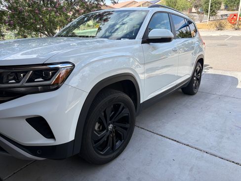 Used 2022 Volkswagen Atlas SE AWD/4WD image 1