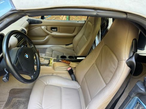 Used 2001 BMW Z3 3.0i image 4