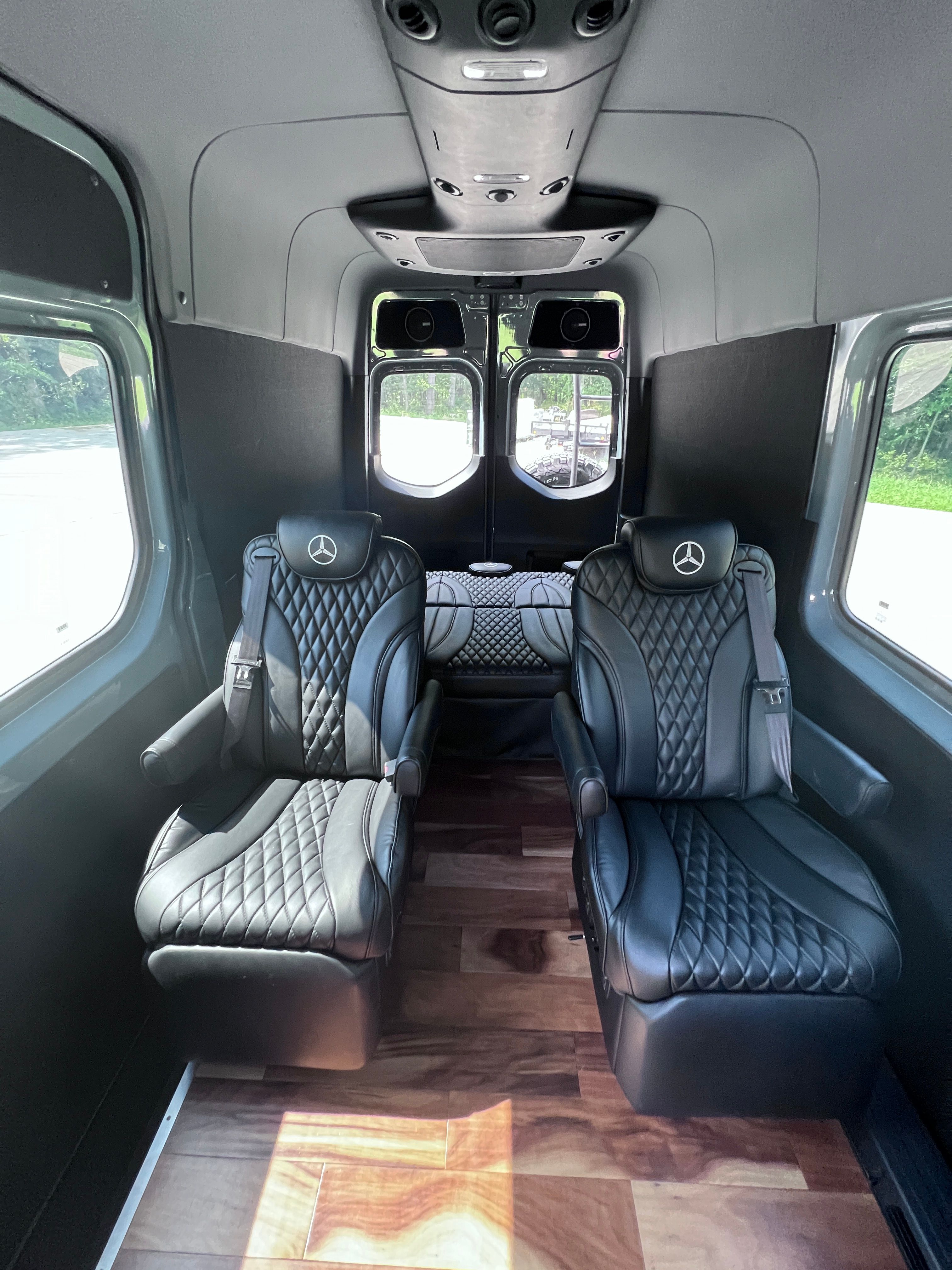 Used 2019 Mercedes-Benz Sprinter 4x4 144 image 10