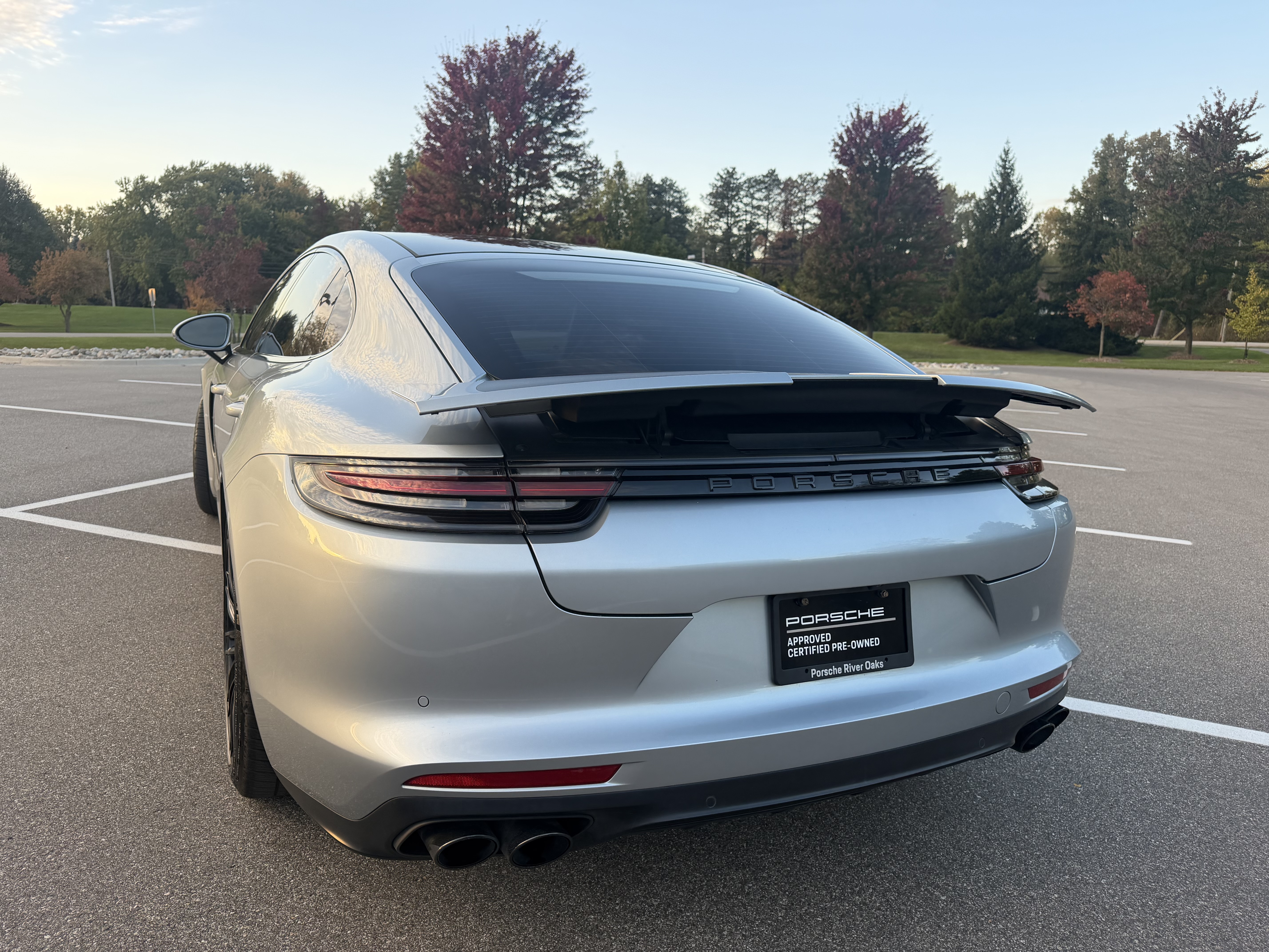 Used 2019 Porsche Panamera GTS w/ Assistance Package AWD/4WD image 4
