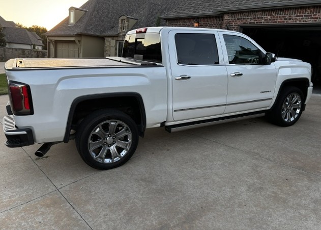 Used 2018 GMC Sierra 1500 Denali w/ Denali Ultimate Package AWD/4WD image 4