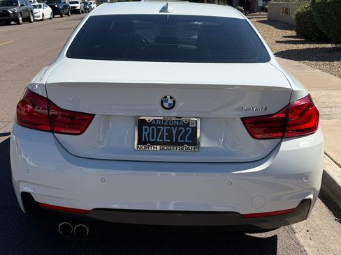 Used 2019 BMW 430i Coupe w/ M Sport Package image 4