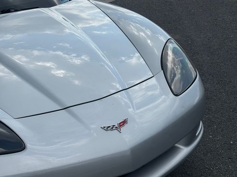 Used 2012 Chevrolet Corvette Coupe w/ Roof Package RWD image 19
