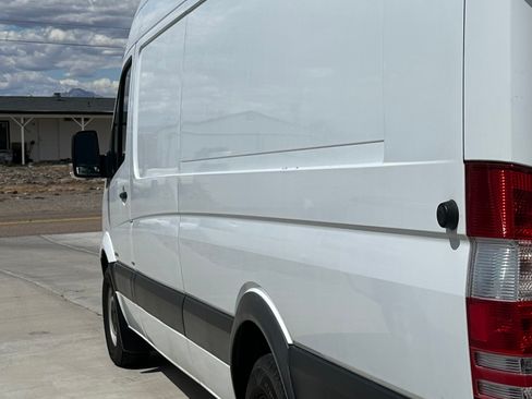Used 2015 Mercedes-Benz Sprinter 2500 image 5