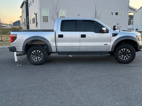 Used 2014 Ford F150 Raptor w/ Equipment Group 801A Luxury image 5