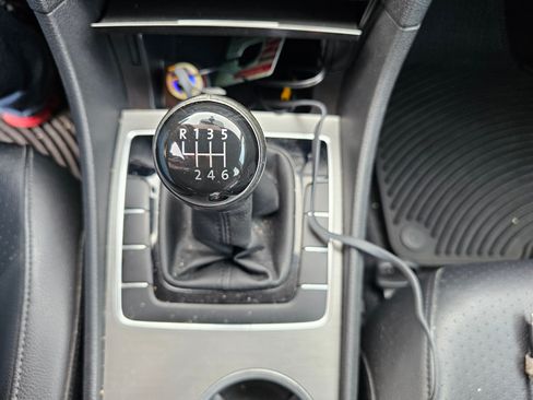 Used 2015 Volkswagen Passat TDI SE image 4