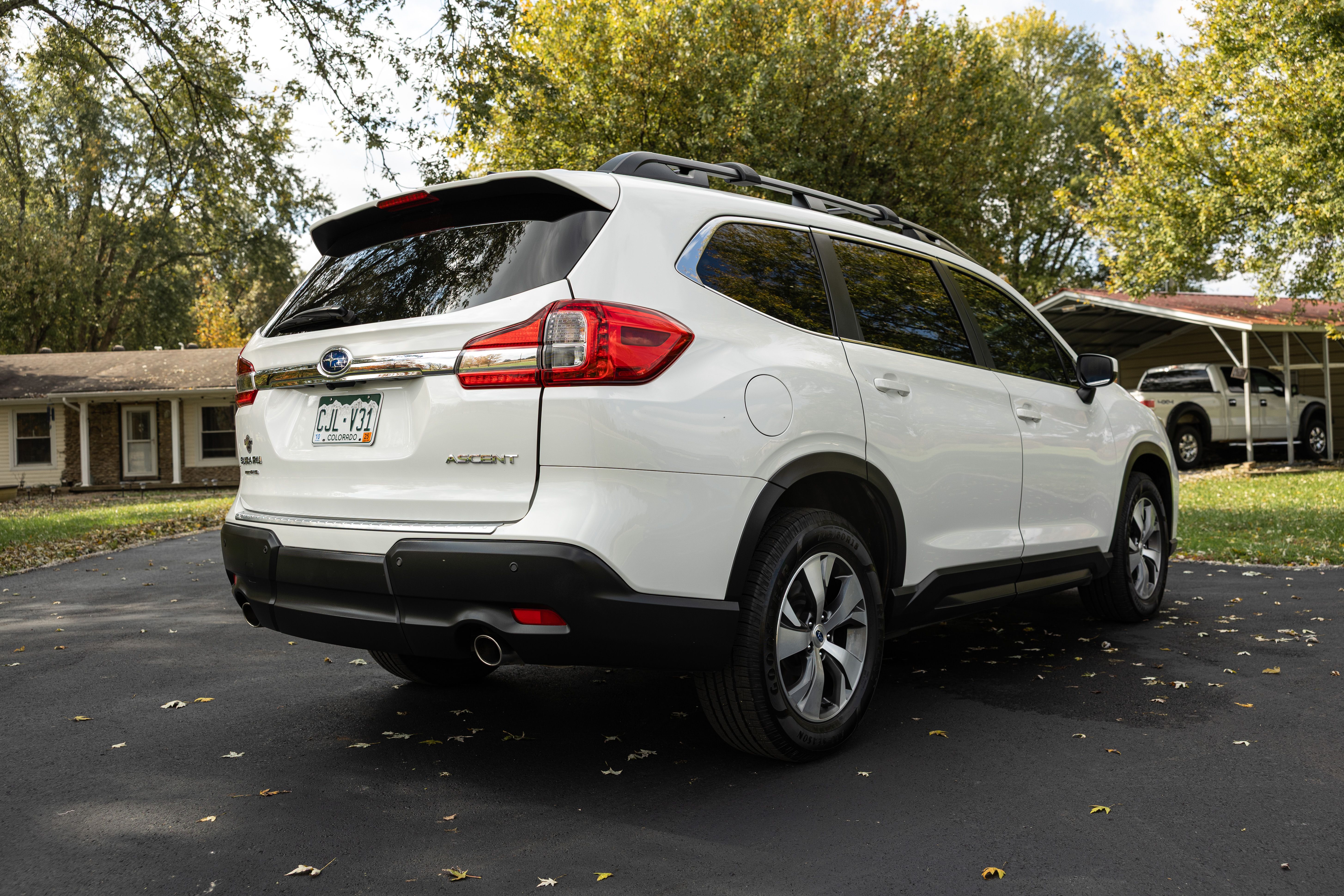 Used 2022 Subaru Ascent Premium w/ Convenience Package AWD/4WD image 21