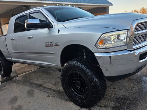 Used 2015 RAM 2500 Laramie image 6