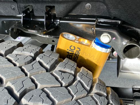 Used 2024 Chevrolet Colorado ZR2 w/ ZR2 Convenience Package III image 27