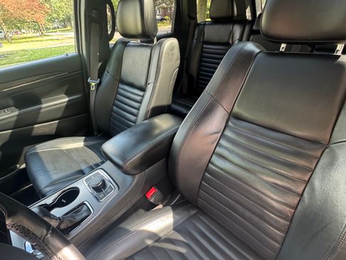 Used 2019 Jeep Grand Cherokee Limited X AWD/4WD image 10