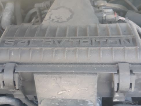 Used 2005 Ford F150 XLT image 12