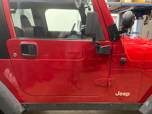 Used 2003 Jeep Wrangler Rubicon image 12