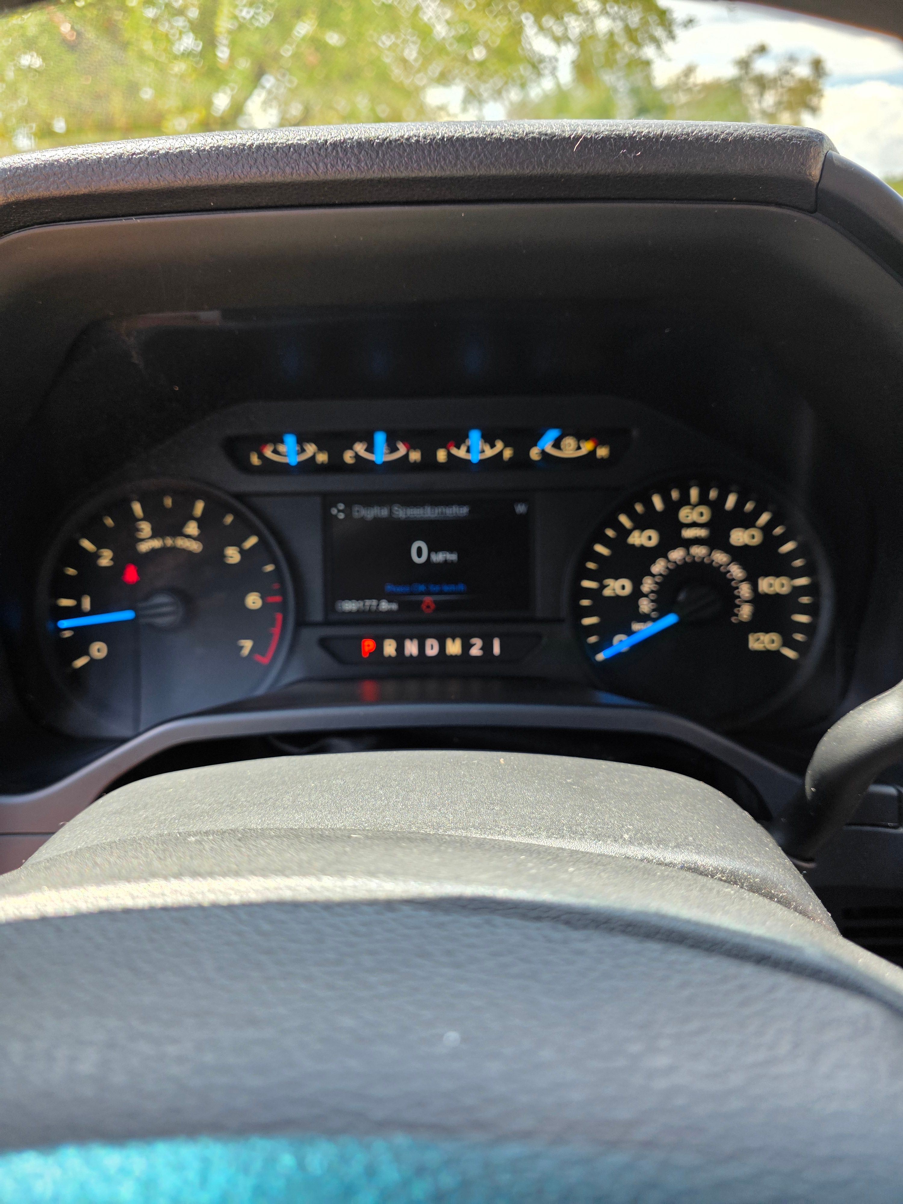 Used 2017 Ford F150 XL w/ Equipment Group 101A Mid RWD image 11