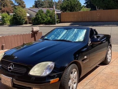 Used 1999 Mercedes-Benz SLK 230 image 2