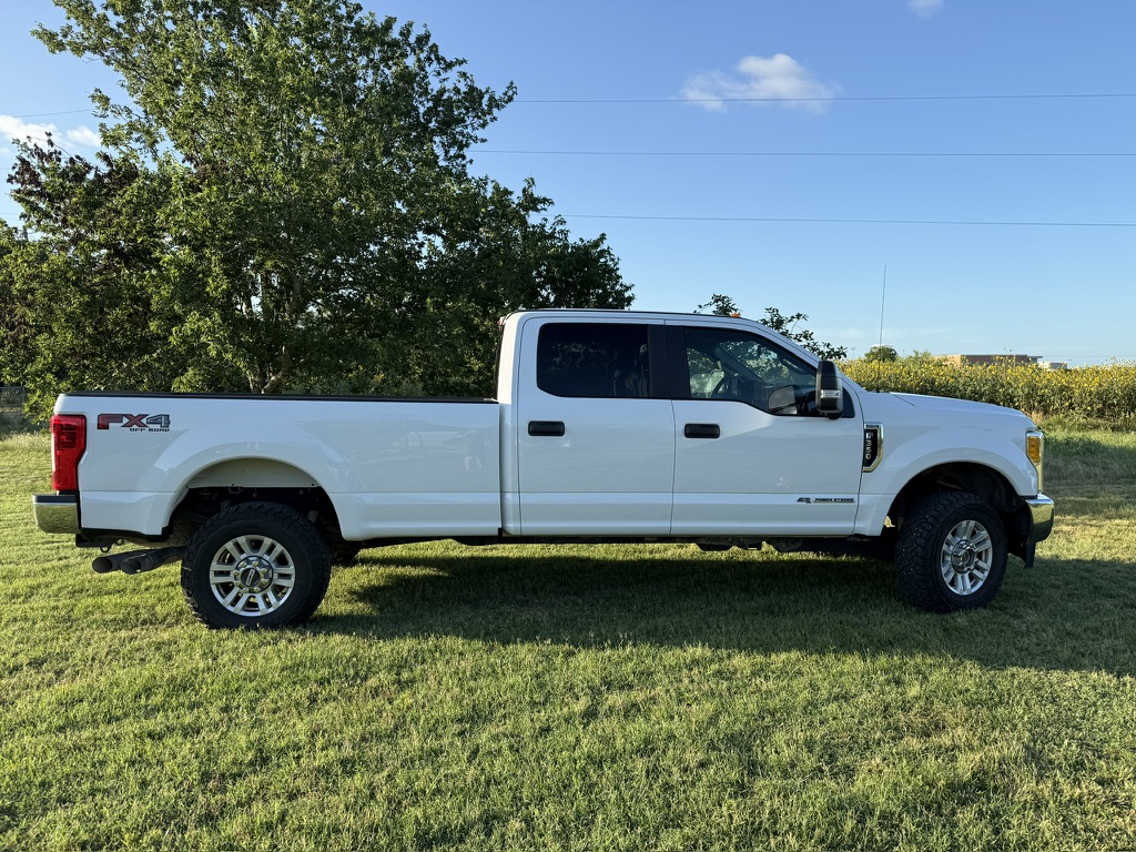 Used 2017 Ford F350 XL w/ STX Appearance Package AWD/4WD image 10